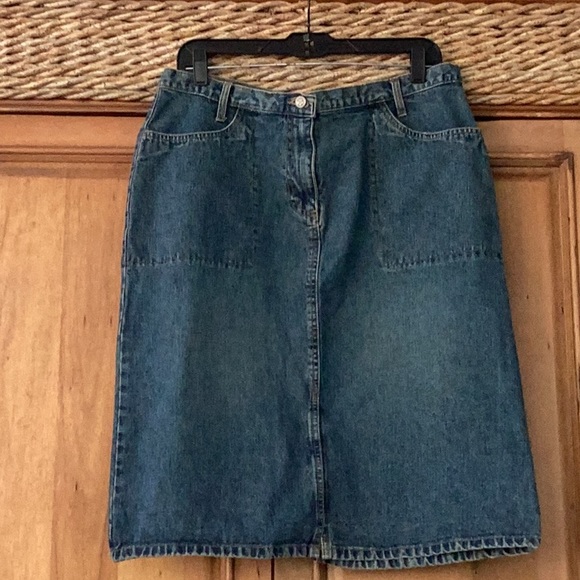 🦋NWOT Faded Glory Just So Fun Size 14 Denim Skirt Wardrobe Closet Must Have 🦋 - Picture 2 of 10